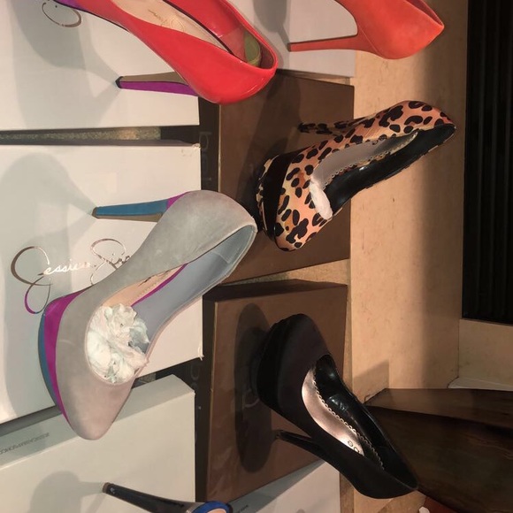 Size 7.5 - Picture 8 of 8